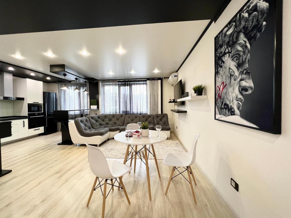Lux + Apartment *